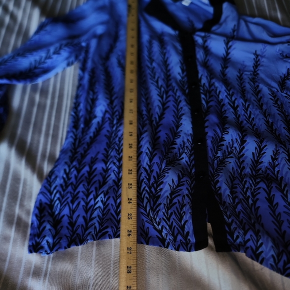 Bob Mackie Wearable Art 100% Silk Long Sleeve Blouse - Picture 6 of 8